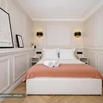 Poeticstay - Louvre - Aboukir