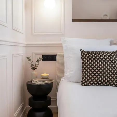 Apartment Poeticstay - Louvre - Aboukir