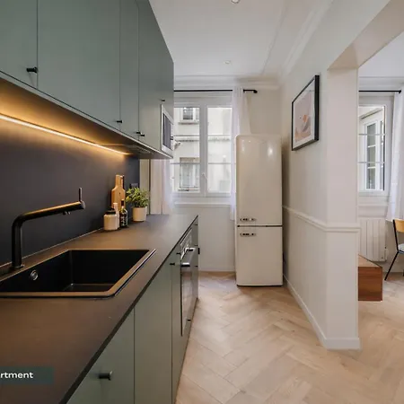 Poeticstay - Louvre - Aboukir