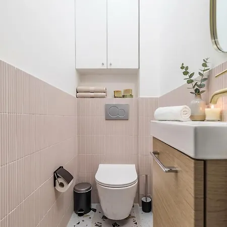 Poeticstay - Louvre - Aboukir Apartment *