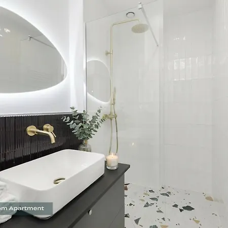 Poeticstay - Louvre - Aboukir Apartment