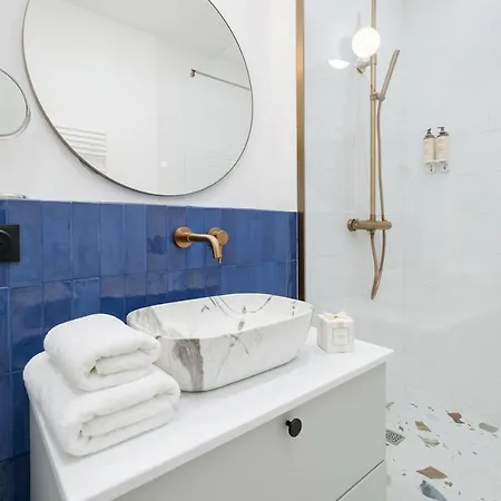 Poeticstay - Louvre - Aboukir
